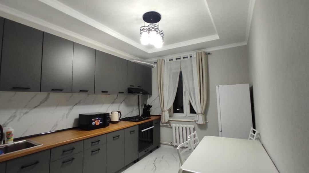 Apartment In Street Toktogula 77 Biškek Exteriér fotografie